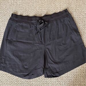 LLBean Camp vista shorts women’s XL